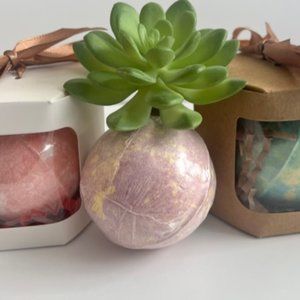 Organic Bath Bombs offered in a variety of scents